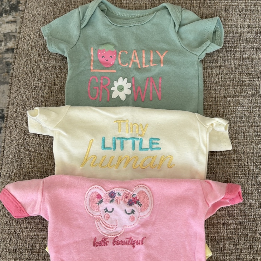 3-pack onesies. Never worn.
